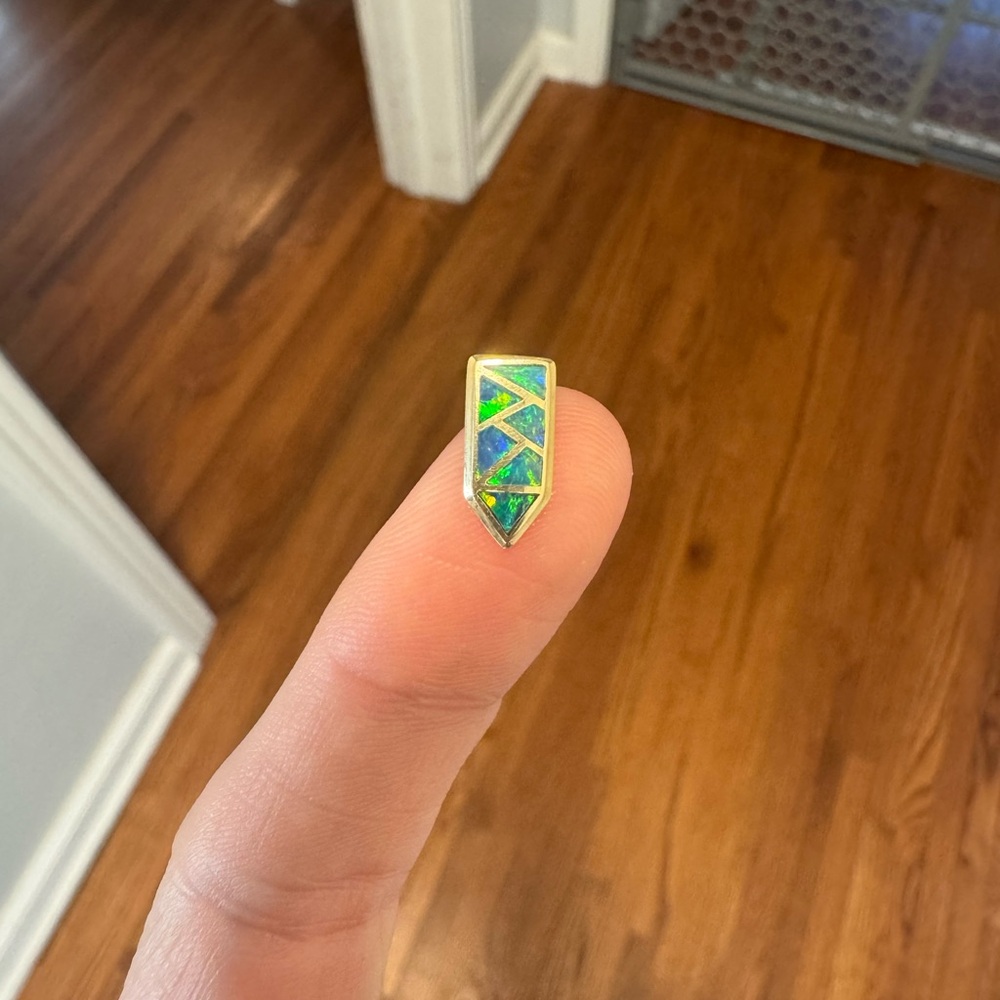 Gem Gossip- 14k yellow gold opal doublet inlay pendant